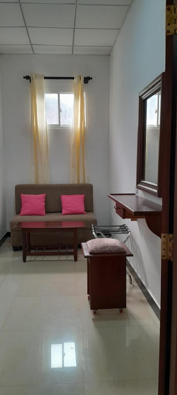 The Max Villa Negombo Ruang foto